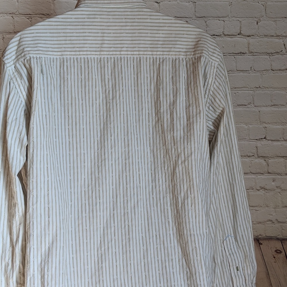 Quiksilver button down - Picture 3 of 7